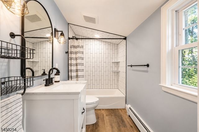 521 Sicomac Ave, Wyckoff Twp., NJ 07481