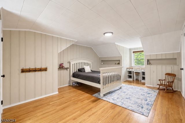 521 Sicomac Ave, Wyckoff Twp., NJ 07481