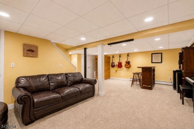 521 Sicomac Ave, Wyckoff Twp., NJ 07481