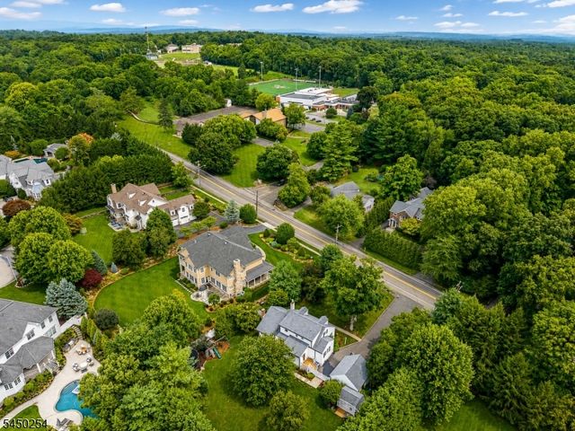 521 Sicomac Ave, Wyckoff Twp., NJ 07481