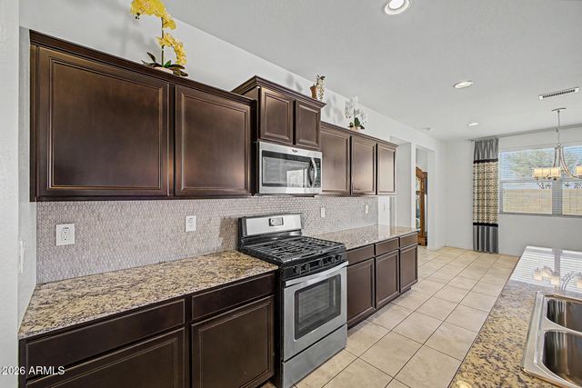 1196 W Blue Ridge Drive, San Tan Valley, AZ 85140