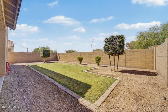 1196 W Blue Ridge Drive, San Tan Valley, AZ 85140