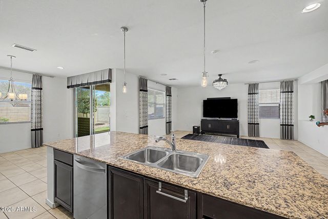 1196 W Blue Ridge Drive, San Tan Valley, AZ 85140