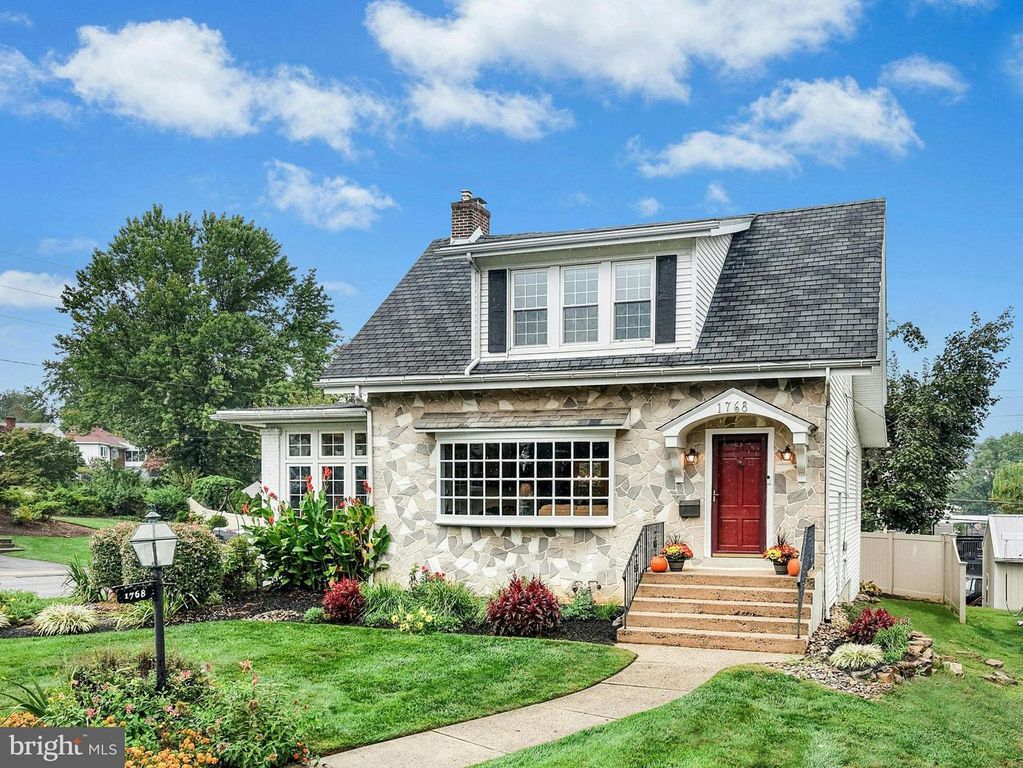 1768 W UNION BLVD, Bethlehem, PA 18018