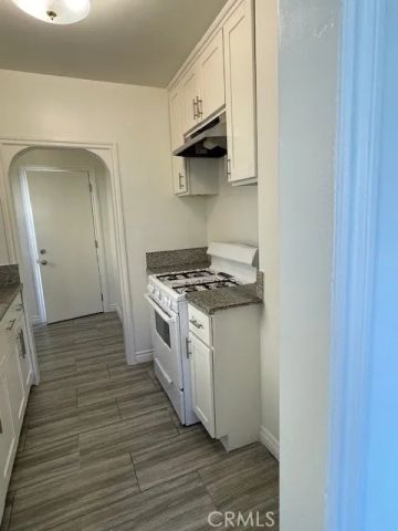 5934 King Avenue, Maywood, CA 90270