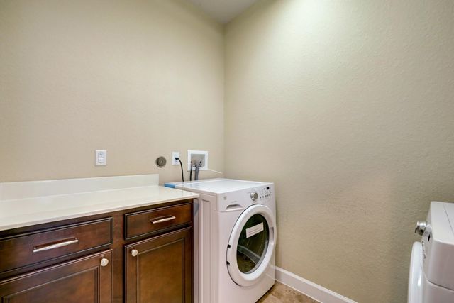 1305 Delano Street, Houston, TX 77003