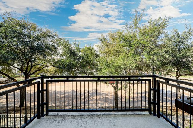 1305 Delano Street, Houston, TX 77003
