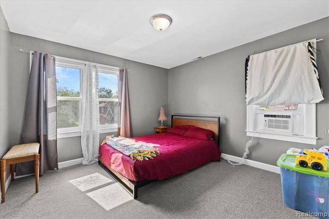 17516 Joseph Campau Street, Hamtramck, MI 48212
