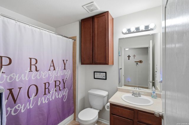 831 Six Iron, San Antonio, TX 78221