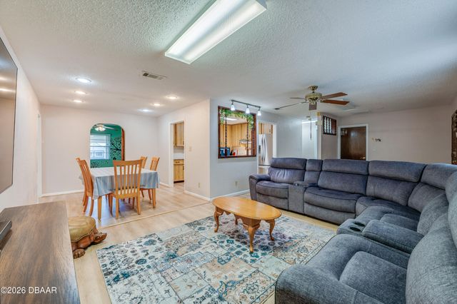 667 George Miller Circle, Port Orange, FL 32127