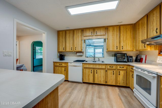 667 George Miller Circle, Port Orange, FL 32127