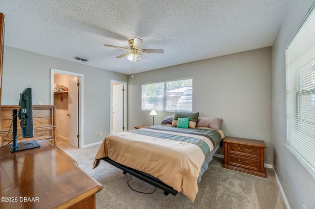 667 George Miller Circle, Port Orange, FL 32127