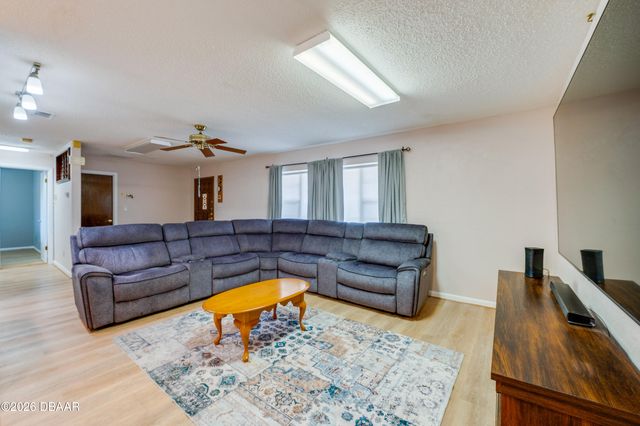 667 George Miller Circle, Port Orange, FL 32127