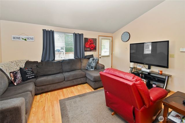 16519 41st Dr NE, Arlington, WA 98223