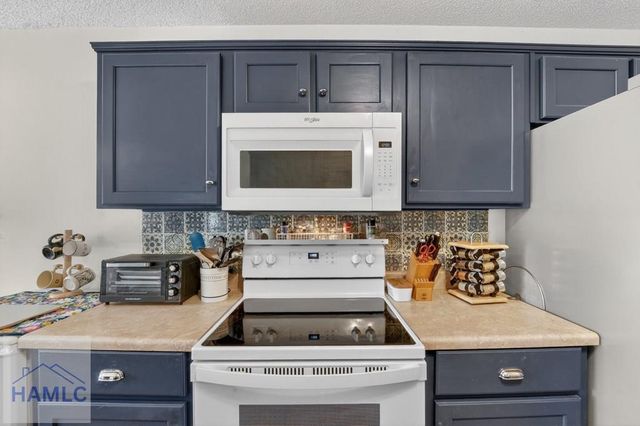 146 River Bend Drive, Midway, GA 31320