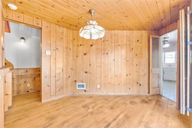 3570 Lombardy Road, Pasadena, CA 91107