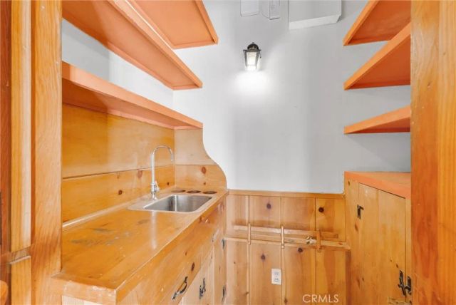 3570 Lombardy Road, Pasadena, CA 91107