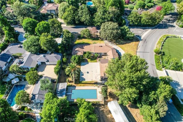 3570 Lombardy Road, Pasadena, CA 91107