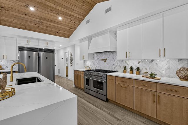 3325 WEBBER WOODS DRIVE, Sarasota, FL 34240