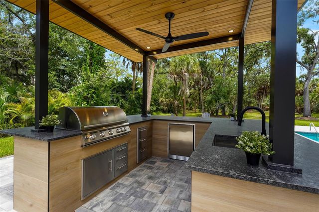 3325 WEBBER WOODS DRIVE, Sarasota, FL 34240