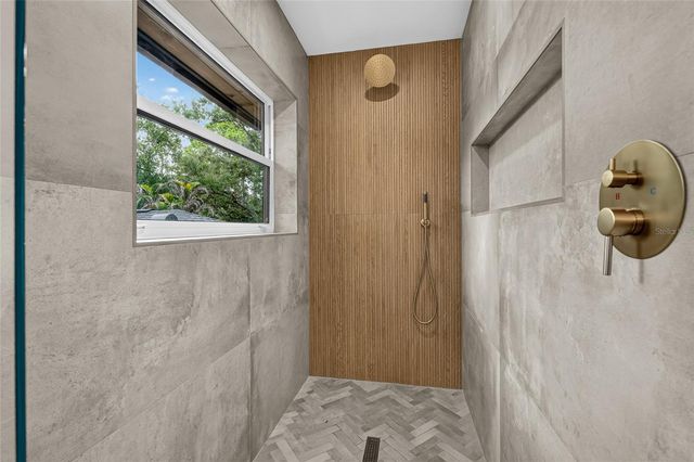 3325 WEBBER WOODS DRIVE, Sarasota, FL 34240