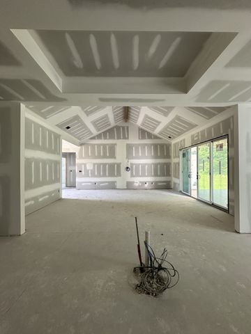 49 Copperas Creek Rd, Tullahoma, TN 37388