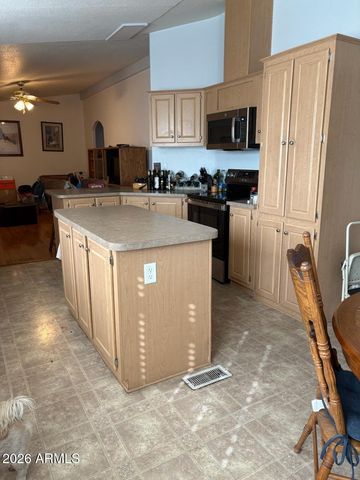 2339 N Shannon Way, Mesa, AZ 85215