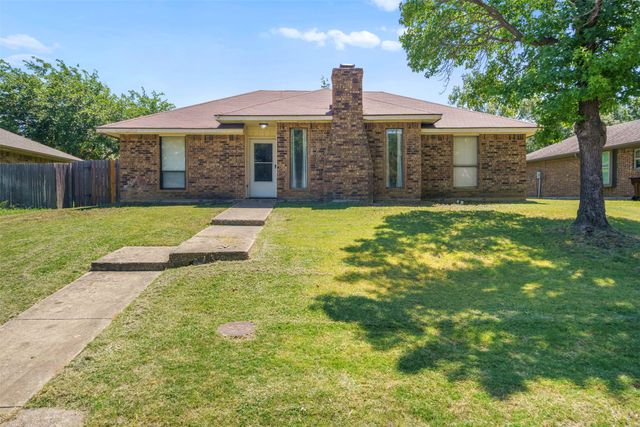2101 Camellia Street, Denton, TX 76205