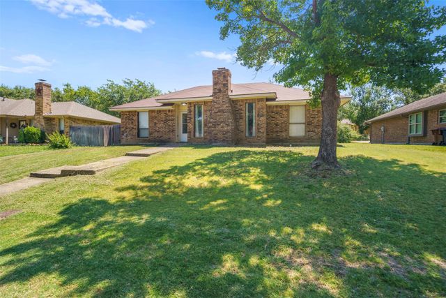 2101 Camellia Street, Denton, TX 76205