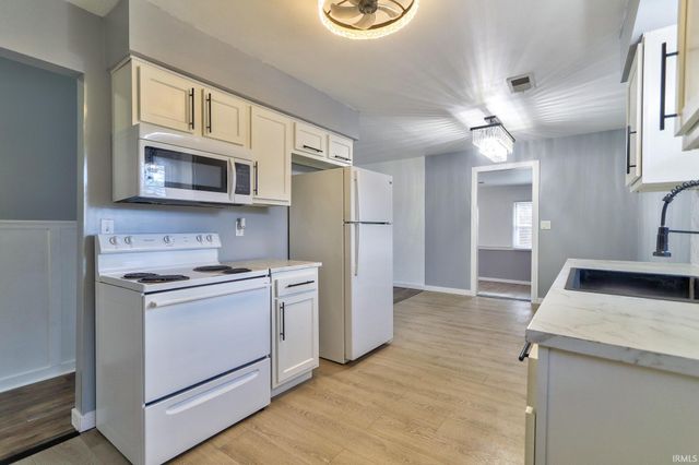 817 N Illinois Street, Chandler, IN 47610