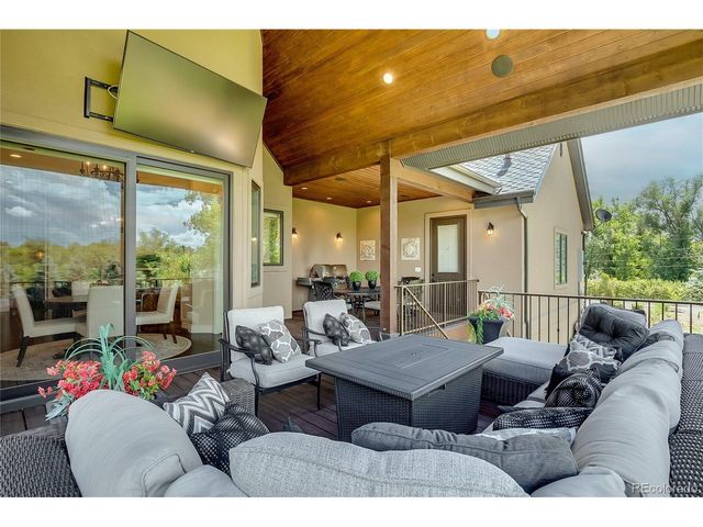 5899 Green Oaks Dr, Littleton, CO 80121