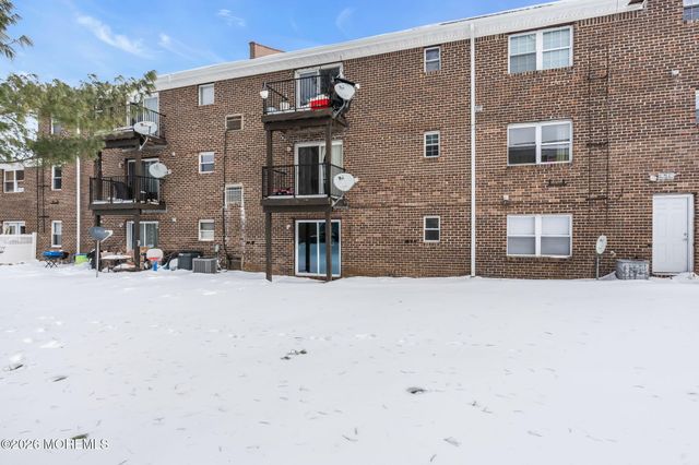 306 Sawmill Road 182, Brick, NJ 08724