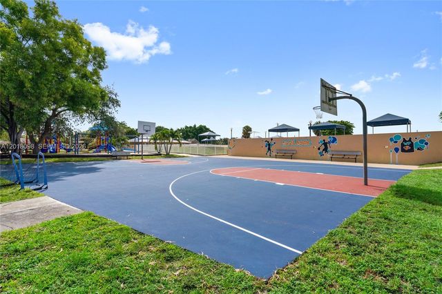 13611 SW 77th Street, Miami, FL 33183
