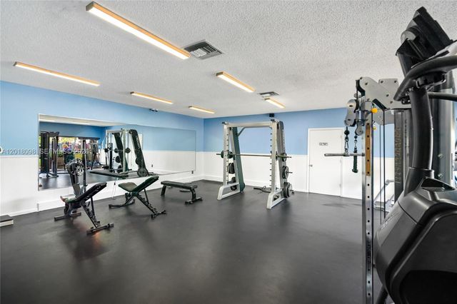 13611 SW 77th Street, Miami, FL 33183