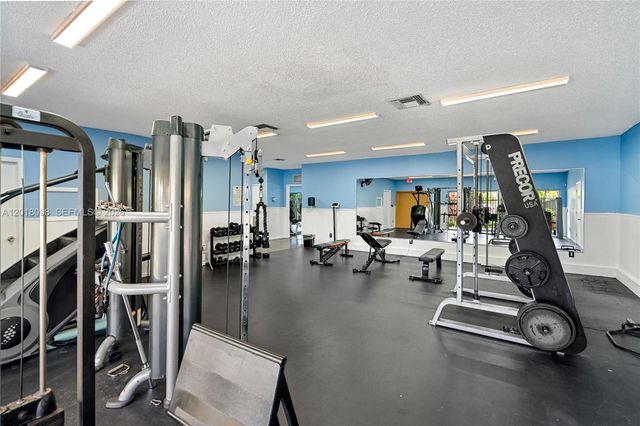 13611 SW 77th Street, Miami, FL 33183