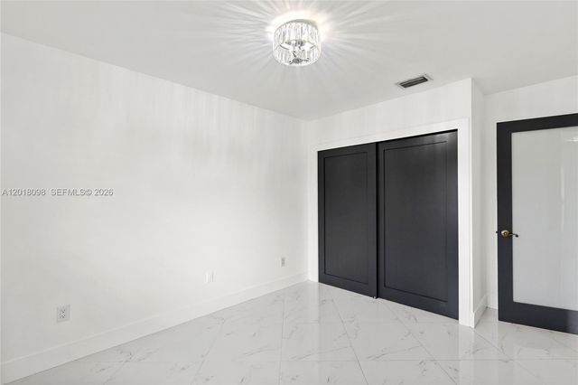 13611 SW 77th Street, Miami, FL 33183