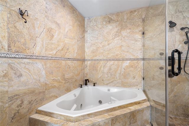 13611 SW 77th Street, Miami, FL 33183