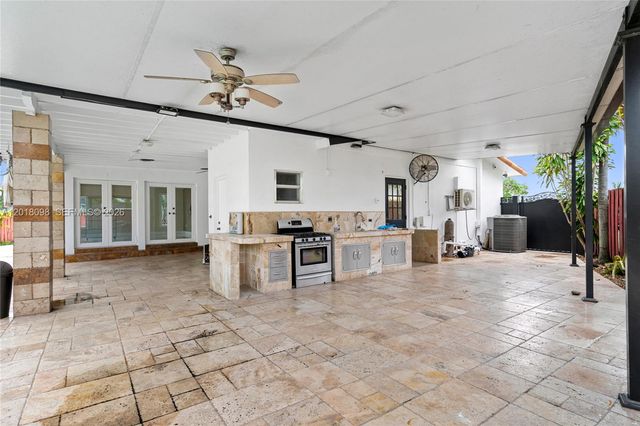 13611 SW 77th Street, Miami, FL 33183