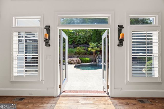 2306 Garden Park Drive SE, Smyrna, GA 30080