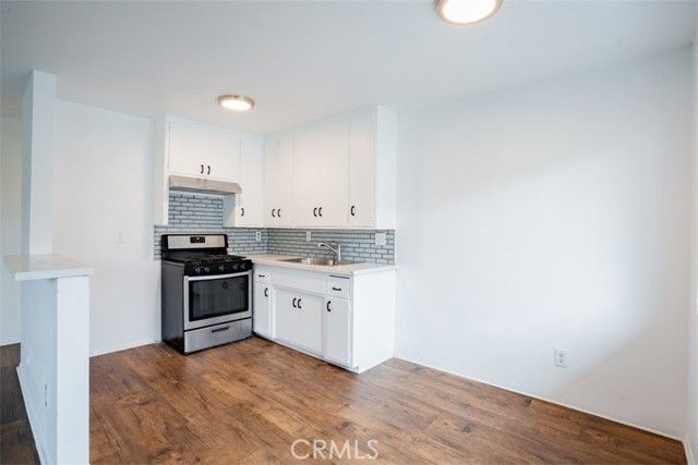 823 Lagoon, Wilmington (los Angeles), CA 90744