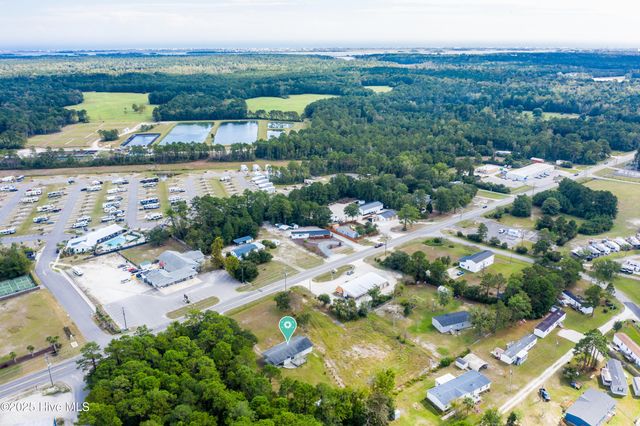 767 E Ocean Road, Holly Ridge, NC 28445