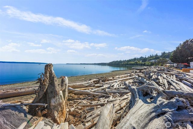 169 Driftwood Shores, Camano Island, WA 98282