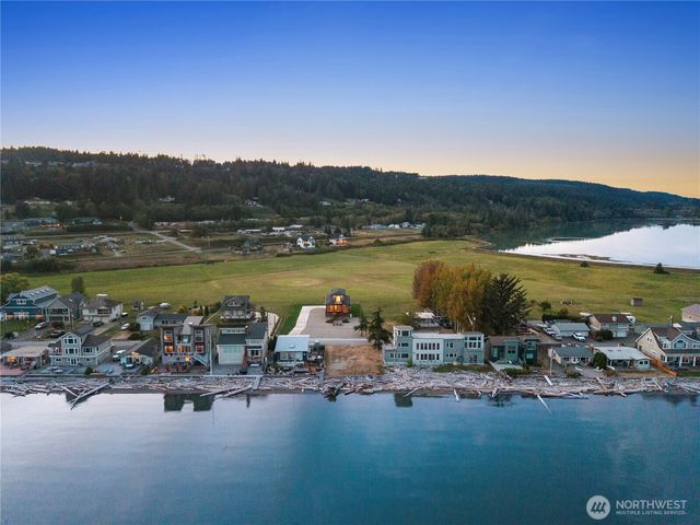 169 Driftwood Shores, Camano Island, WA 98282