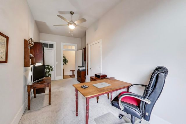 105 S Cottage Hill Avenue 206, Elmhurst, IL 60126