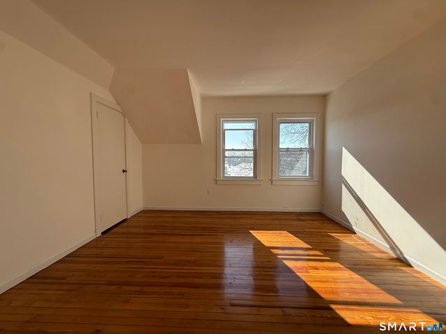 14 Cerretta Street, Stamford, CT 06907