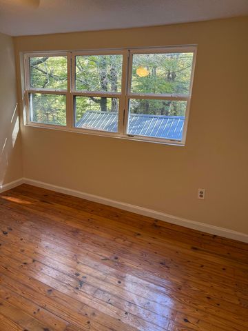 268 State Highway 290, Mckee, KY 40447