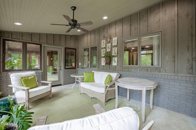 2705 Cherokee Road, Johnson City, TN 37604