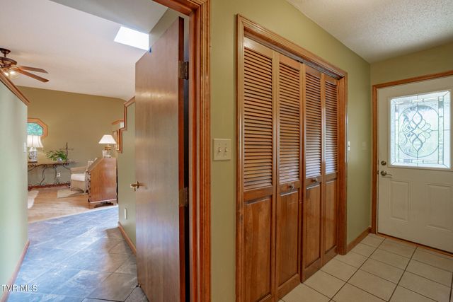 2705 Cherokee Road, Johnson City, TN 37604