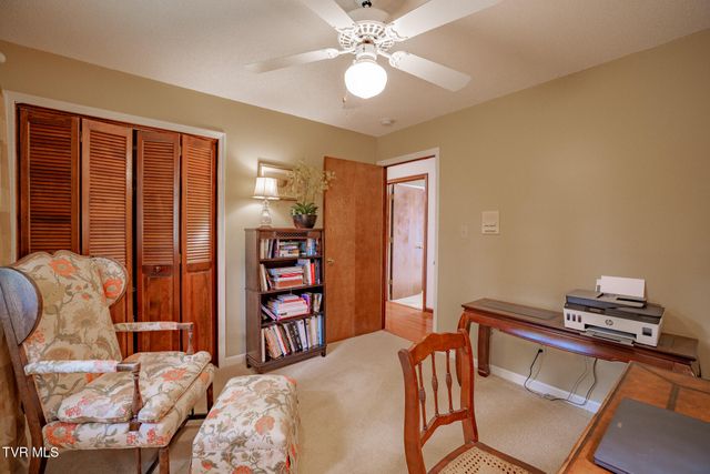 2705 Cherokee Road, Johnson City, TN 37604