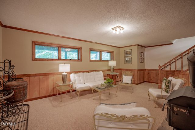 2705 Cherokee Road, Johnson City, TN 37604